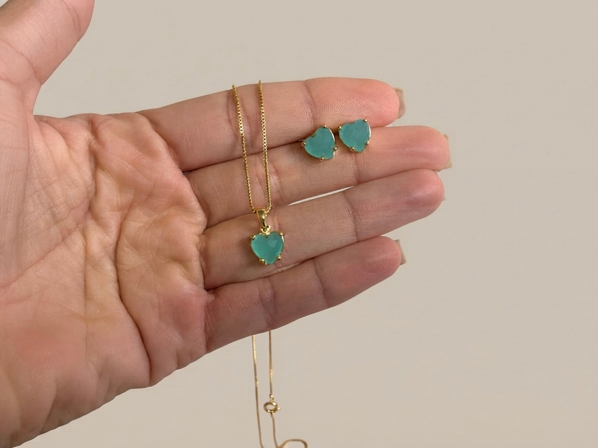 Conjunto Coração Verde Banhado a Ouro