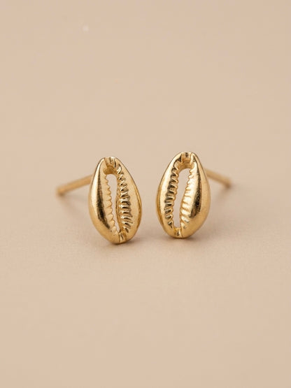 Brinco Concha Minimalista Banhado a Ouro
