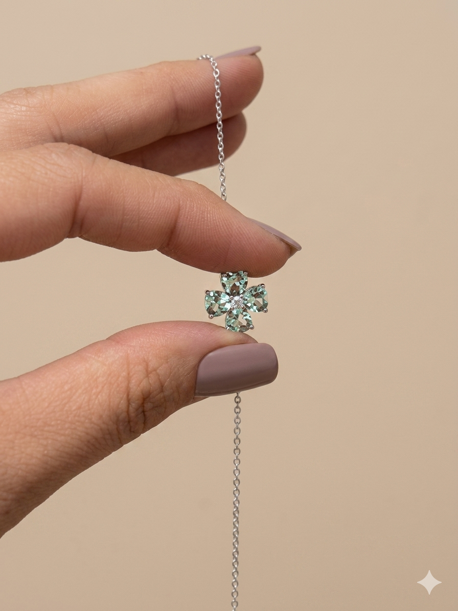 Pulseira Trevo com Zircônias Azuis em Prata 925