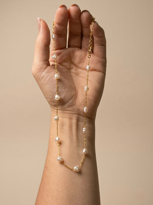 Choker Coração Pérolas Banhada a Ouro