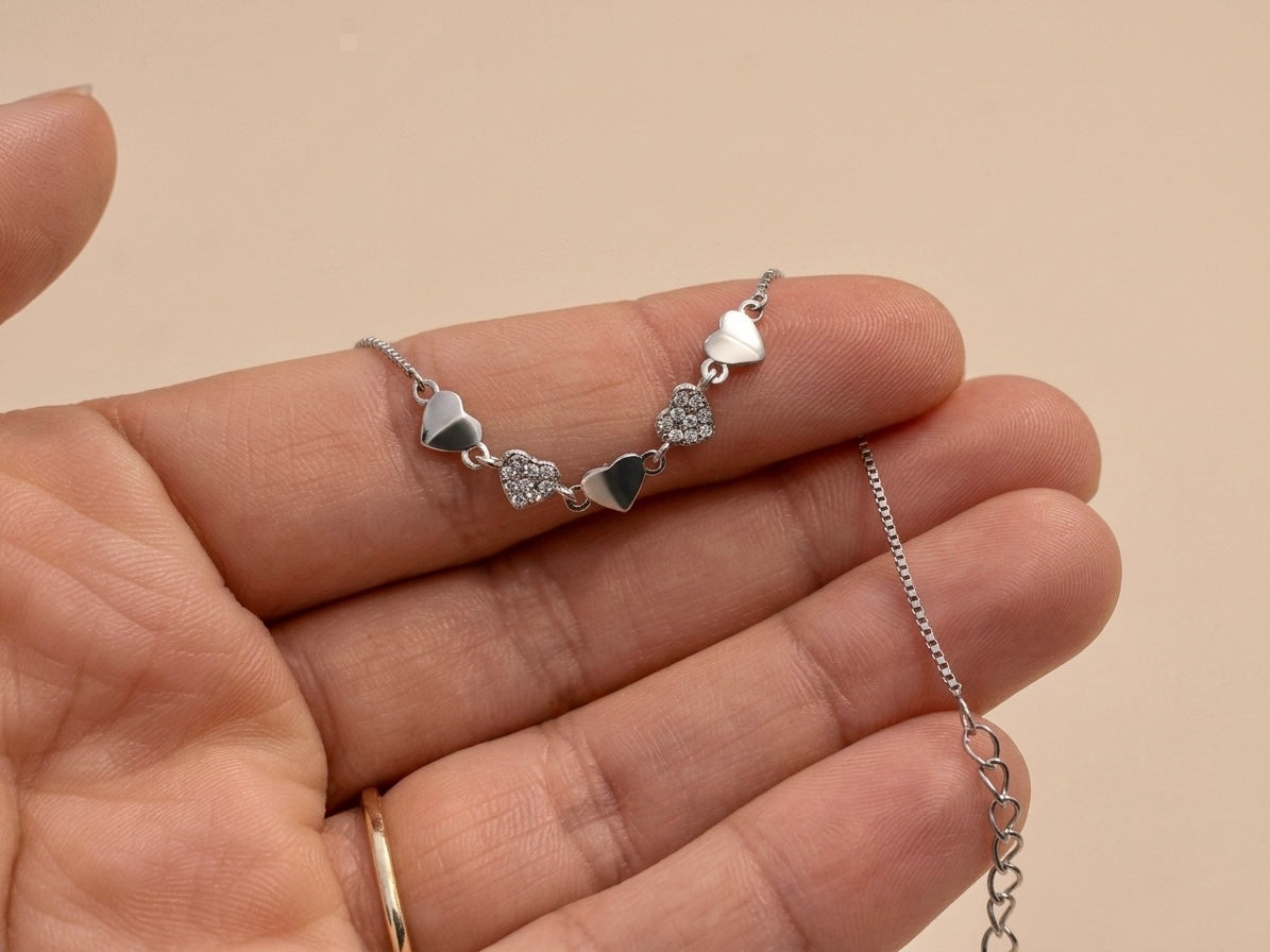 Pulseira Corações Cravejados Prata 925