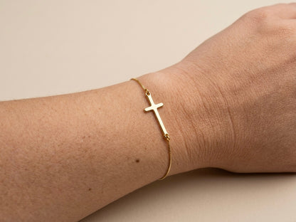 Pulseira Cruz Banhada a Ouro 18k