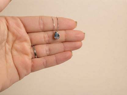 Conjunto Gota Zircônia Azul em Prata 925