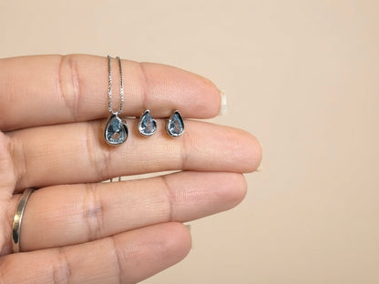Conjunto Gota Zircônia Azul em Prata 925