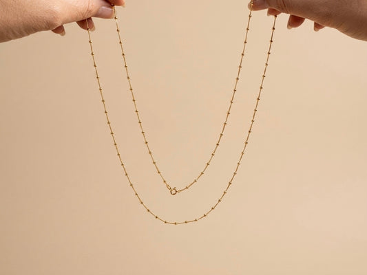 Colar Longo Bolinhas Banhado a Ouro 18k