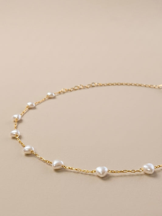 Choker Coração Pérolas Banhada a Ouro