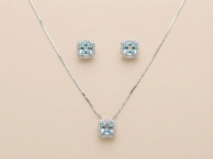 Conjunto Quadrado com Zircônia Azul Claro em Prata 925