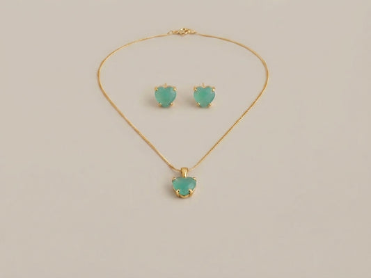 Conjunto Coração Verde Banhado a Ouro